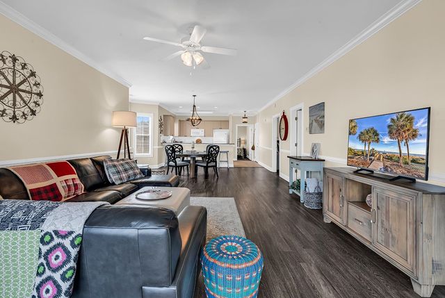 4879 Luster Leaf Cir Apt 305, Myrtle Beach, SC 29577