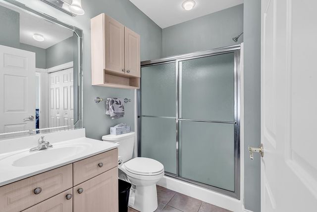 4879 Luster Leaf Cir Apt 305, Myrtle Beach, SC 29577