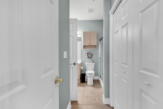 4879 Luster Leaf Cir Apt 305, Myrtle Beach, SC 29577
