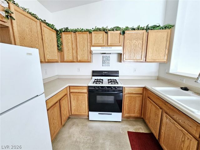 1663 Lefty Garcia Way, Henderson, NV 89002