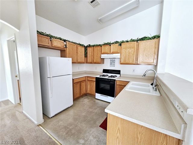 1663 Lefty Garcia Way, Henderson, NV 89002