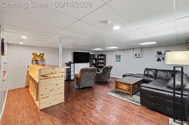 7409 Seymour Road, Swartz Creek, MI 48473