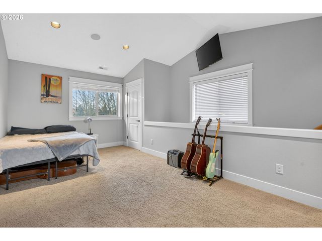 17165 Sw KING RICHARD Ct, Sherwood, OR 97140