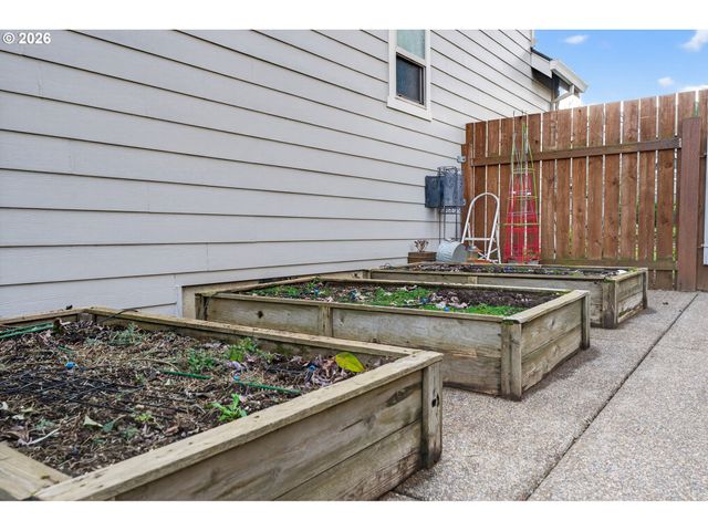 17165 Sw KING RICHARD Ct, Sherwood, OR 97140