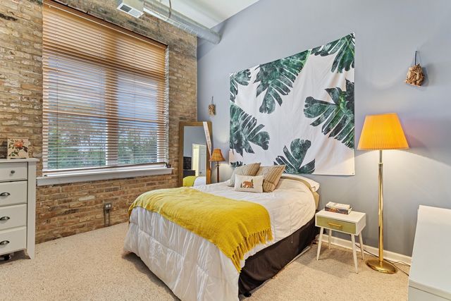 949 N Willard Court 203, Chicago, IL 60642
