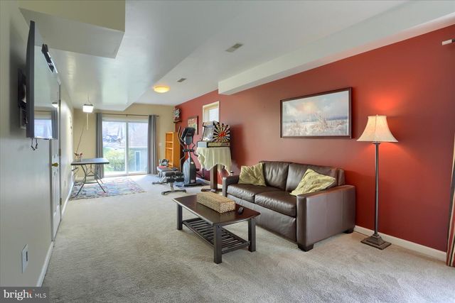 85 BYRON NELSON CIRCLE, Etters, PA 17319