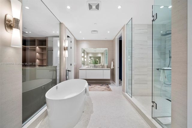 700 NE 26th Ter 3803, Miami, FL 33137
