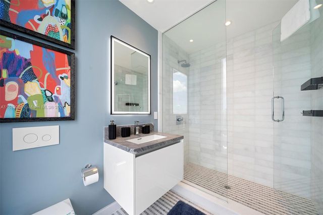 700 NE 26th Ter 3803, Miami, FL 33137
