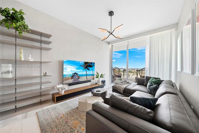 700 NE 26th Ter 3803, Miami, FL 33137