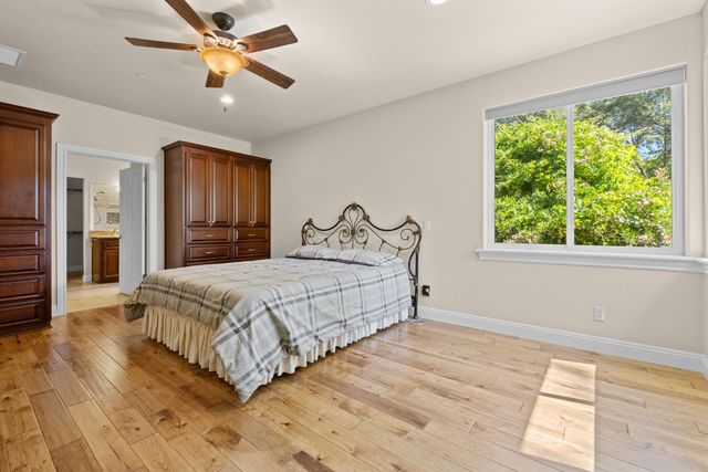 11733 Inverness Way, Auburn, CA 95602