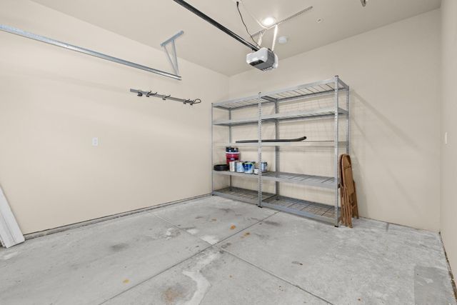 11733 Inverness Way, Auburn, CA 95602