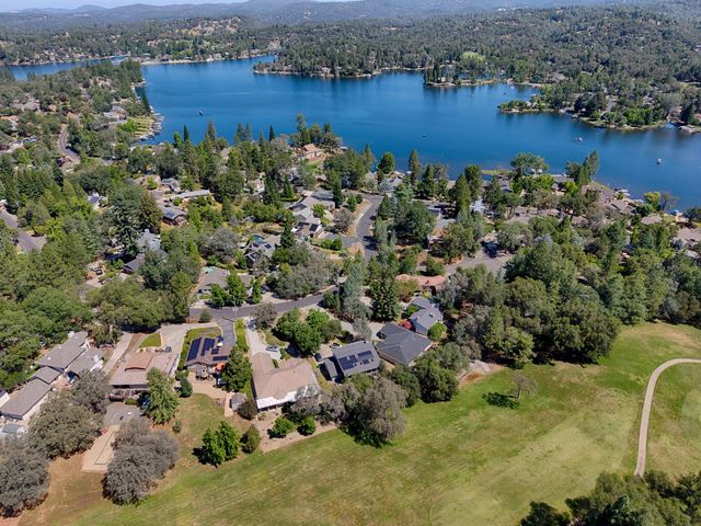 11733 Inverness Way, Auburn, CA 95602