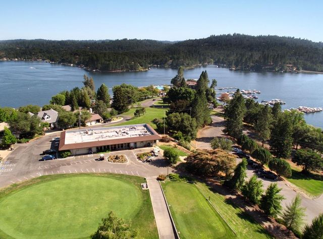 11733 Inverness Way, Auburn, CA 95602