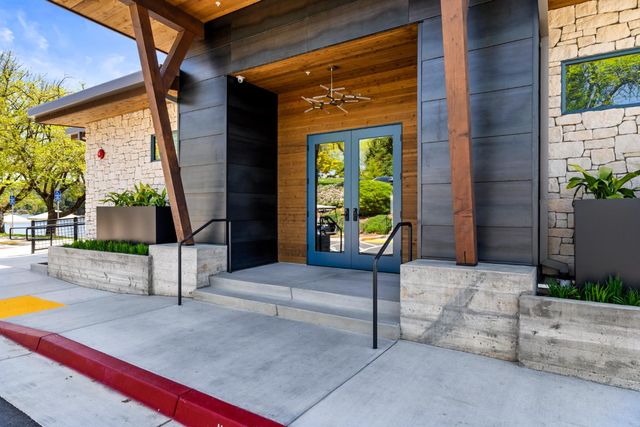 11733 Inverness Way, Auburn, CA 95602
