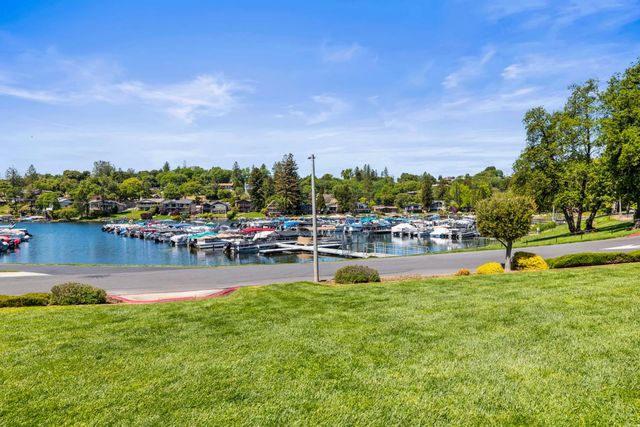11733 Inverness Way, Auburn, CA 95602