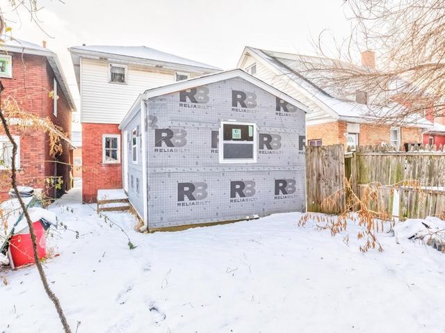 614 8th St, Beaver Falls, PA 15010