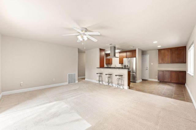 11389 Torrey Pines Dr, Auburn, CA 95602