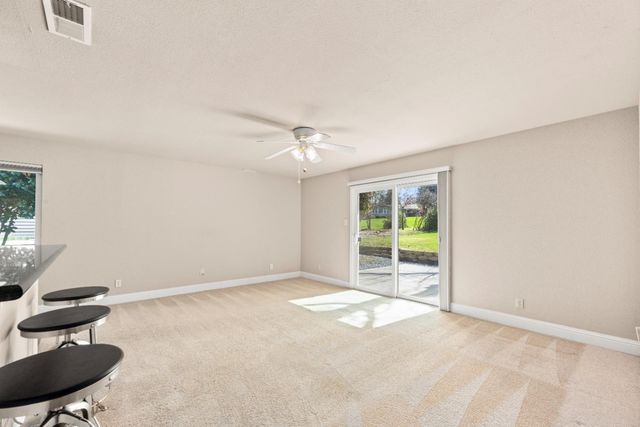 11389 Torrey Pines Dr, Auburn, CA 95602