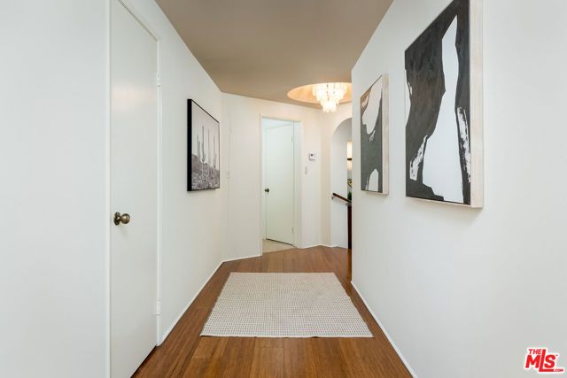 8455 Fountain Avenue 302, West Hollywood, CA 90069