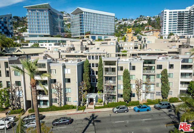 8455 Fountain Avenue 302, West Hollywood, CA 90069