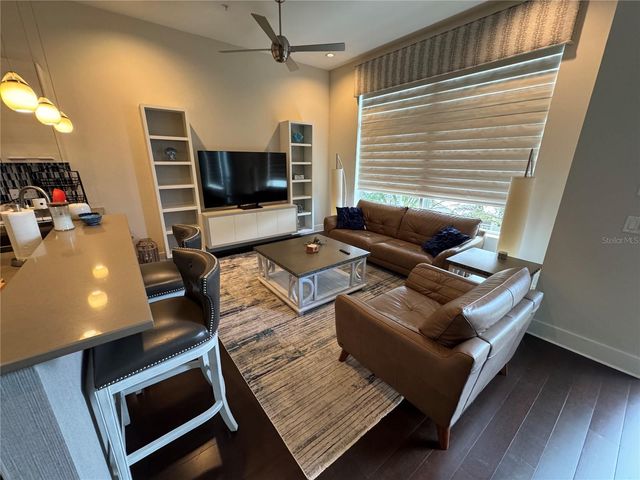 239 COSMOPOLITAN COURT, Sarasota, FL 34236