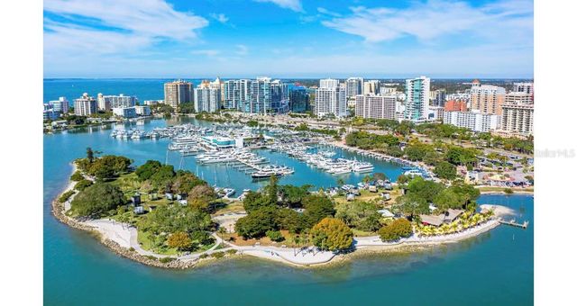 239 COSMOPOLITAN COURT, Sarasota, FL 34236