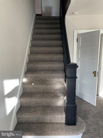 304 S 3RD AVE, West Reading, PA 19611