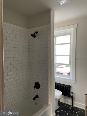 304 S 3RD AVE, West Reading, PA 19611