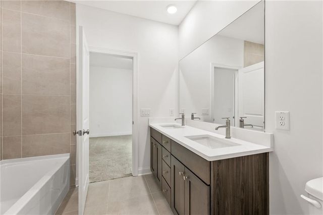 727 Crest Line Trail, Powder Springs, GA 30127