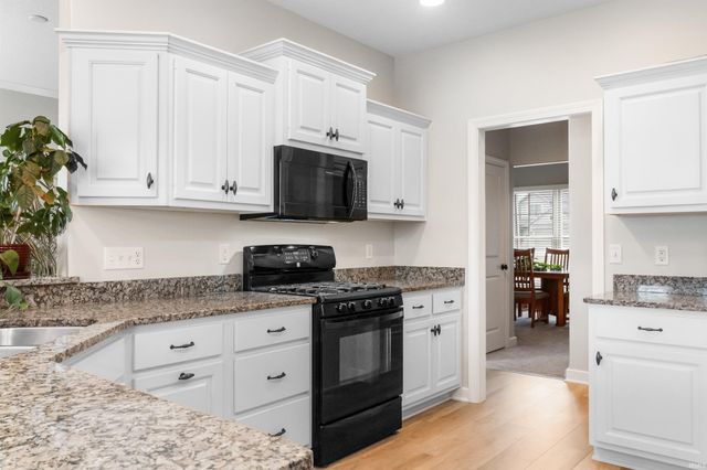 14809 Blue Reef Drive, Fort Wayne, IN 46814