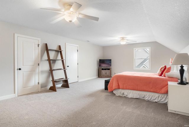 14809 Blue Reef Drive, Fort Wayne, IN 46814