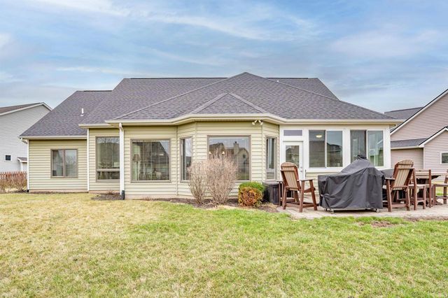 14809 Blue Reef Drive, Fort Wayne, IN 46814