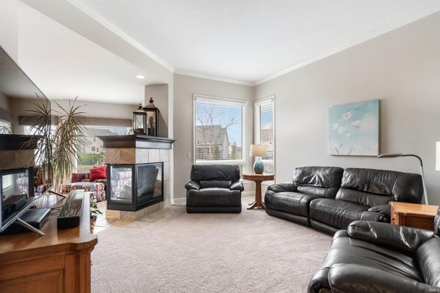 14809 Blue Reef Drive, Fort Wayne, IN 46814