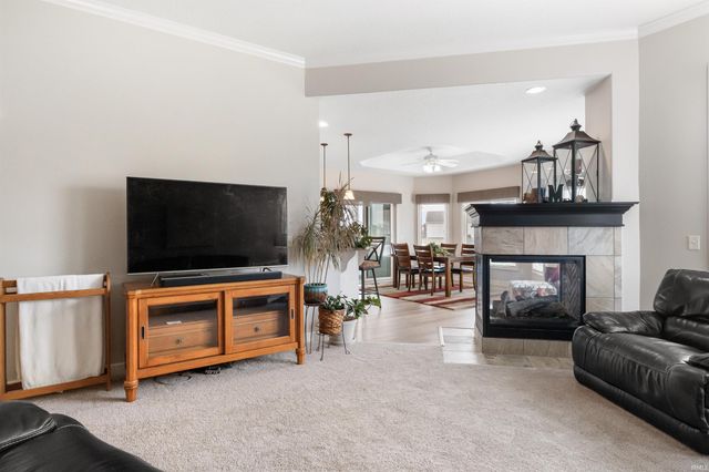 14809 Blue Reef Drive, Fort Wayne, IN 46814