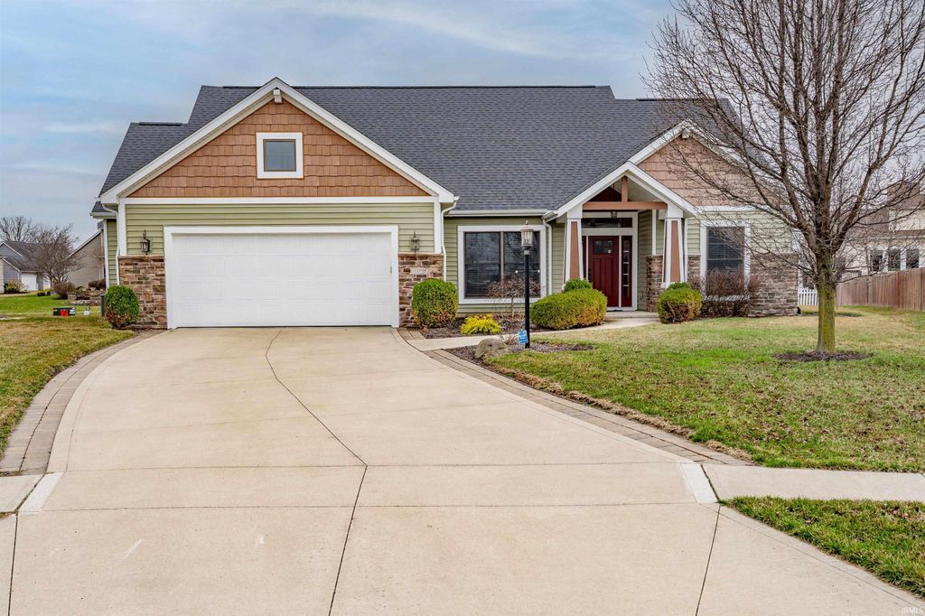 14809 Blue Reef Drive, Fort Wayne, IN 46814