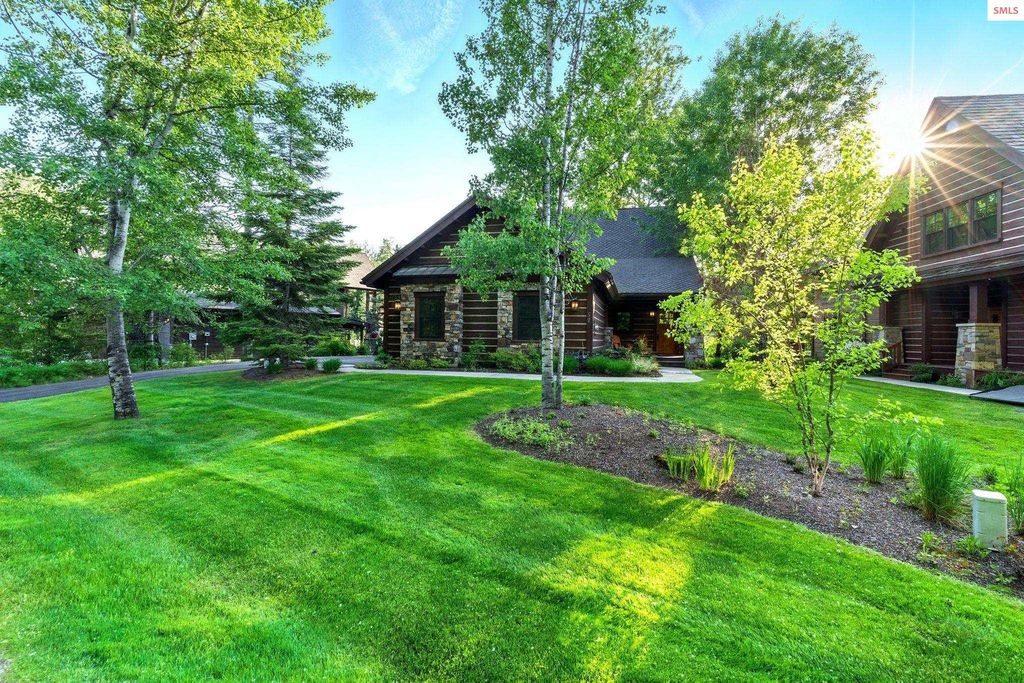 52 Waterdance Way, Sandpoint, ID 83864