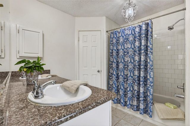 9206 Kirkleigh Street, Spring, TX 77379