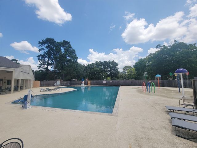 9206 Kirkleigh Street, Spring, TX 77379