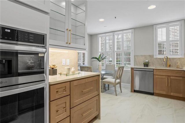 1735 Peachtree NE Street 109, Atlanta, GA 30309