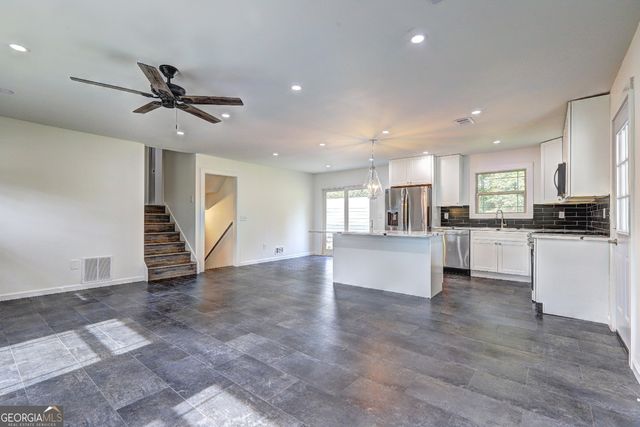 7340 Chalk Way, Riverdale, GA 30296