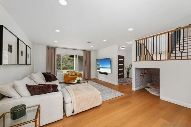 1225 Fallbrook, Bonita, CA 91902