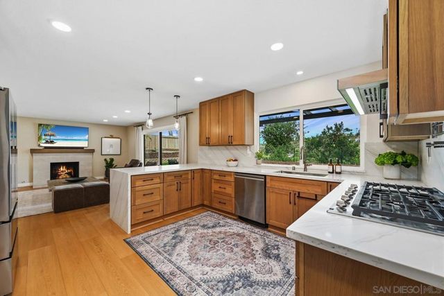 1225 Fallbrook, Bonita, CA 91902