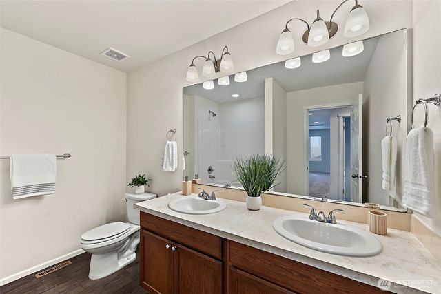 12605 176th Street E, Puyallup, WA 98374