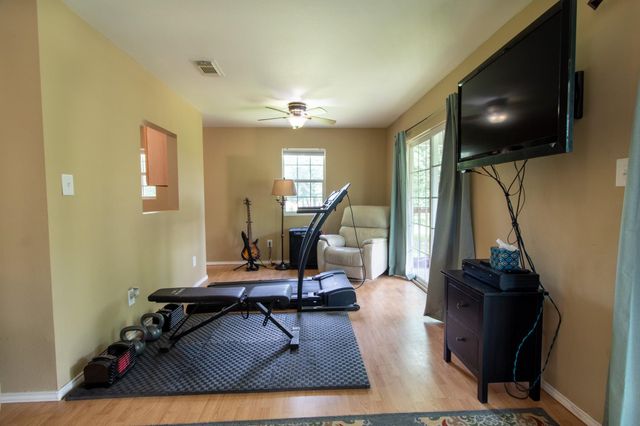 1225 Farm Road 1002, Big Sandy, TX 75755