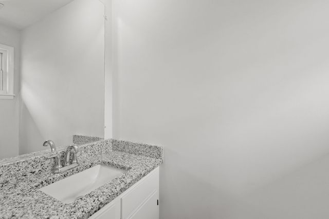 1035 New Deal Potts Rd, Cottontown, TN 37048