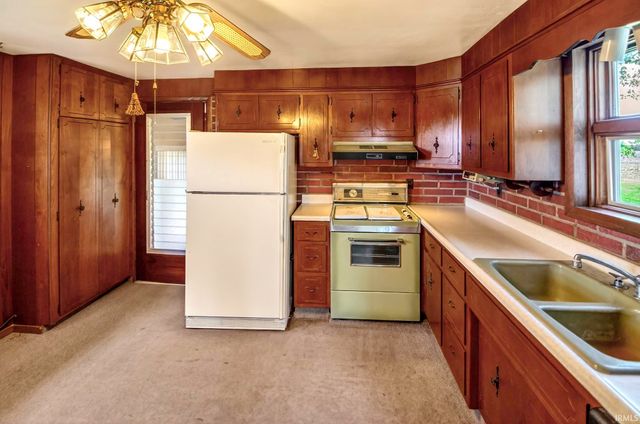 11648 N State Rd 1, Ossian, IN 46777