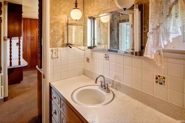 11648 N State Rd 1, Ossian, IN 46777