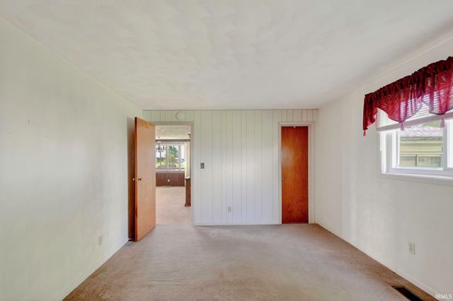 11648 N State Rd 1, Ossian, IN 46777