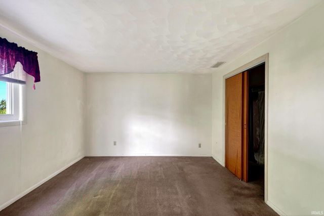 11648 N State Rd 1, Ossian, IN 46777