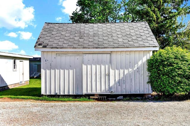11648 N State Rd 1, Ossian, IN 46777